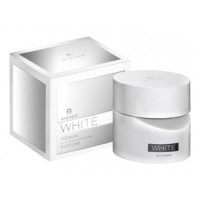 Aigner White Woman